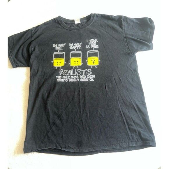 Realistic t-shirt size L - Picture 1 of 3